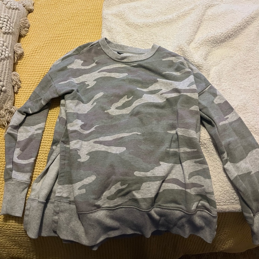 Aerie crewneck  sweatshirt
